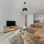 Mm Apartments Brown