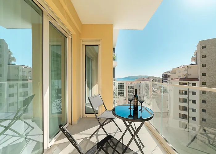 Mm Apartments Brown